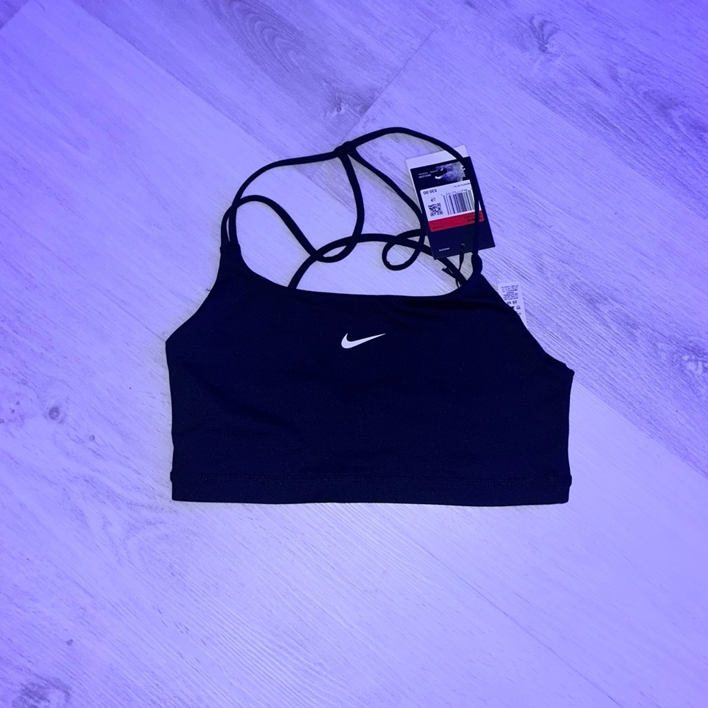 Nike Women's Black Strappy Sports Bra